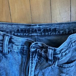 American eagle size 8 black wash jeans